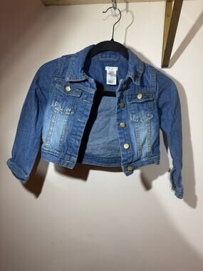 Max Studio Kids Size 5/6 Denim Jacket
